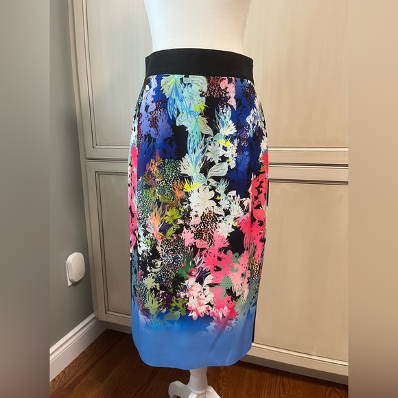 Milly Ombre Floral Print Midi Pencil Skirt - Picture 5 of 16